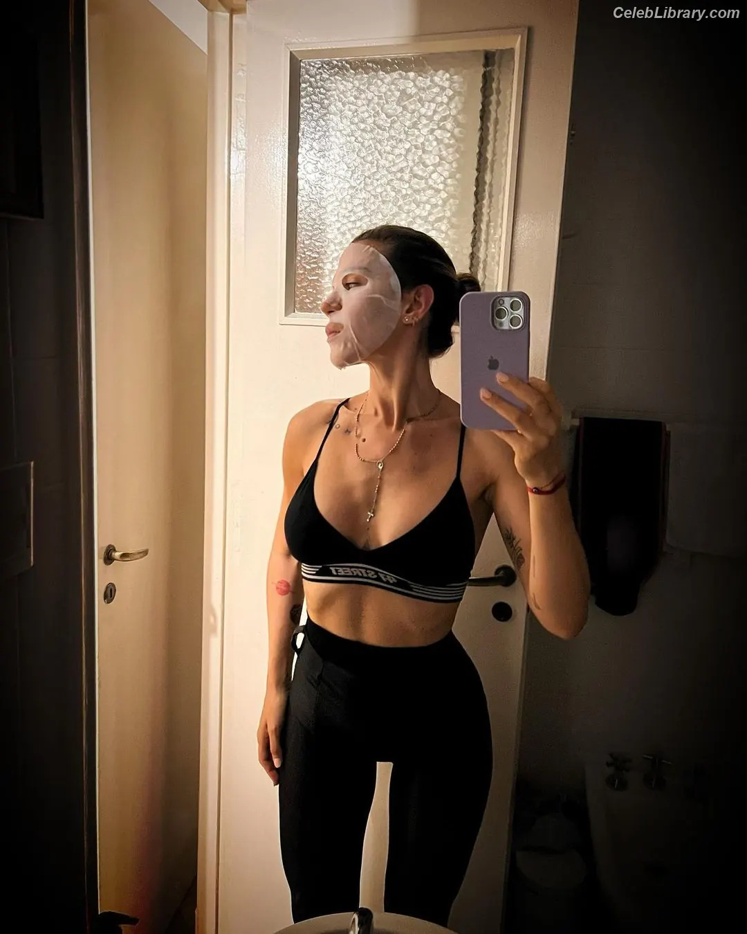 Jimena Baron photo 9 of 1274