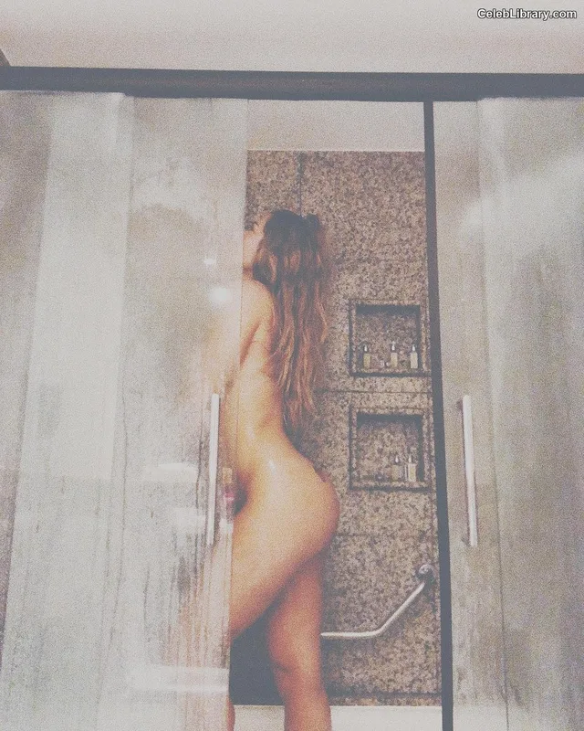 Jimena Baron photo 9 of 1275