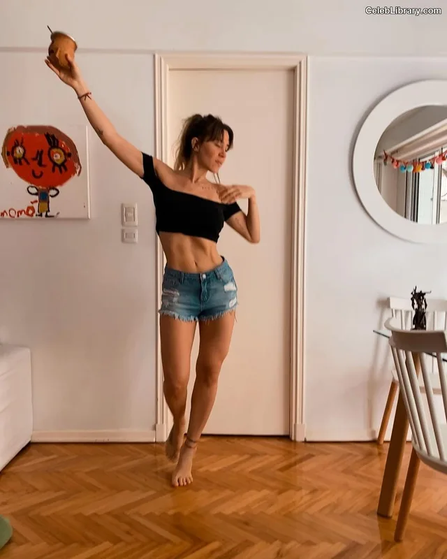 Jimena Baron photo 18 of 1275