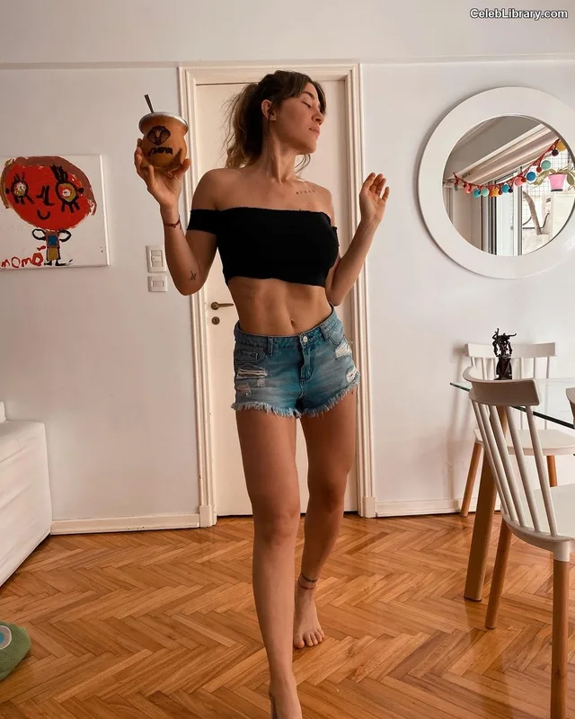 Jimena Baron photo 19 of 1275