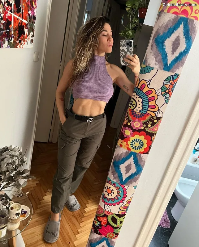 Jimena Baron photo 18 of 1275