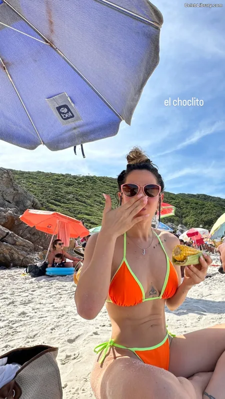 Jimena Baron photo 12 of 1275