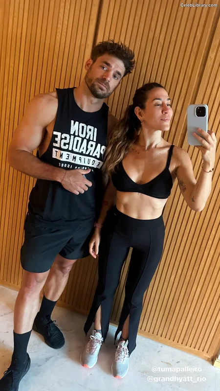 Jimena Baron photo 17 of 1275