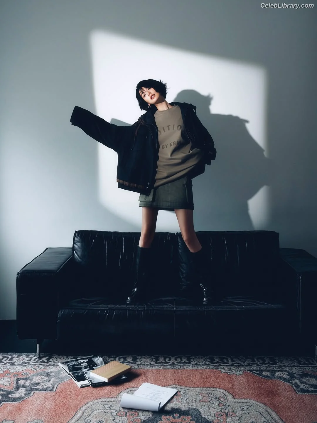 Jin Nana photo 7 of 135