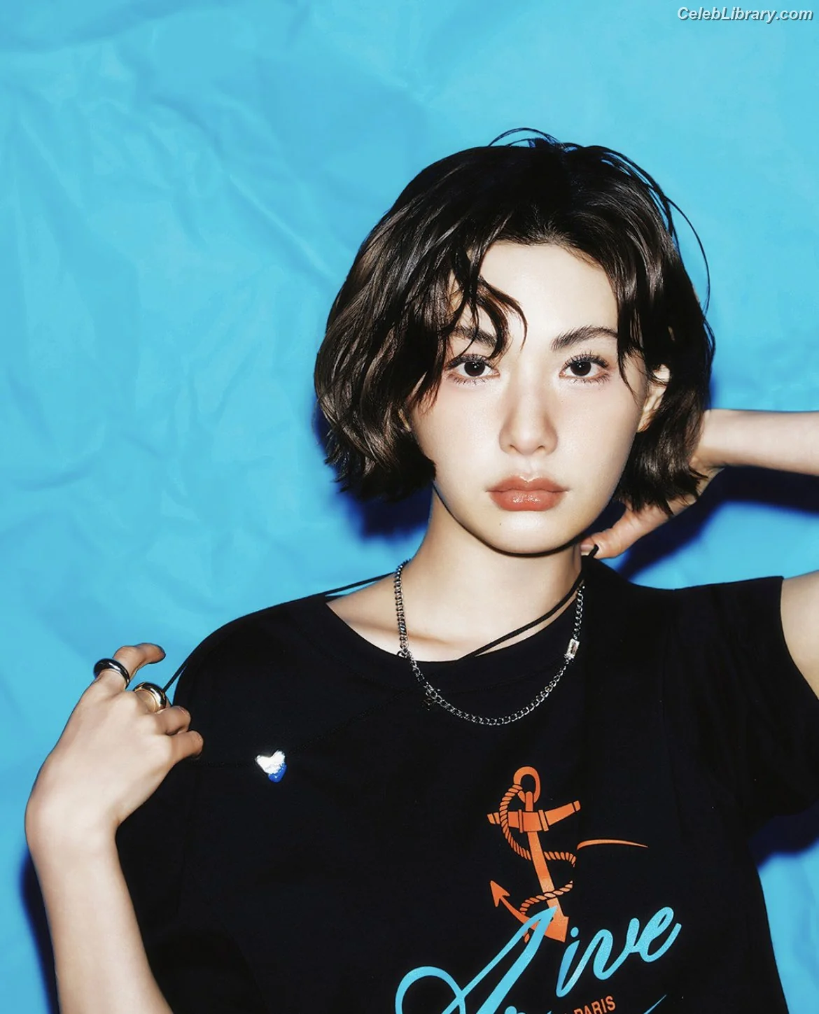 Jin Nana photo 1 of 135