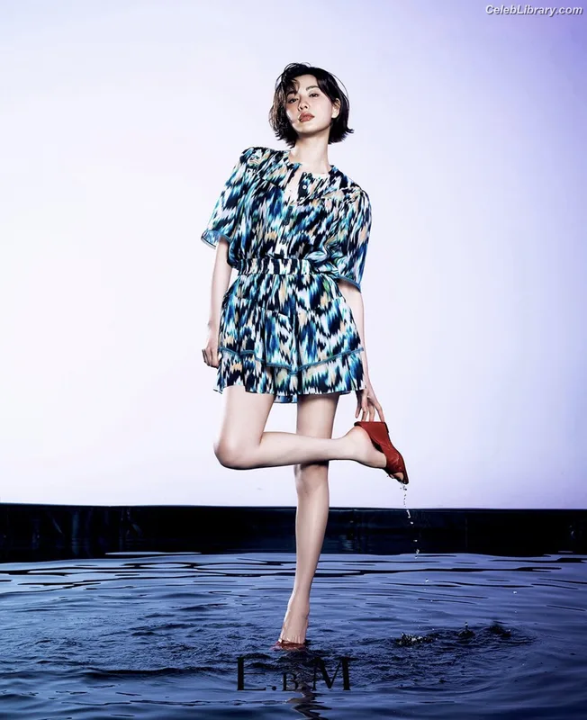 Jin Nana photo 9 of 136