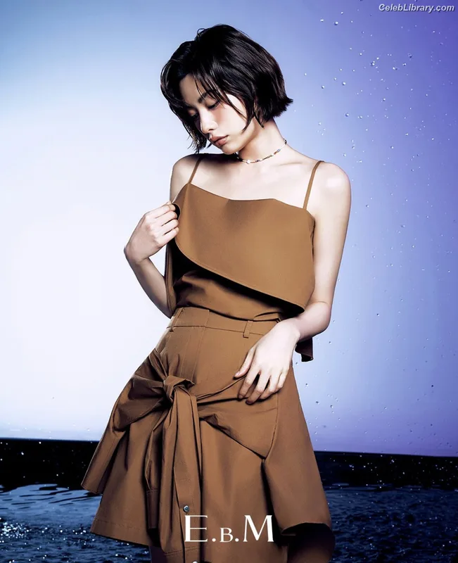 Jin Nana photo 19 of 136