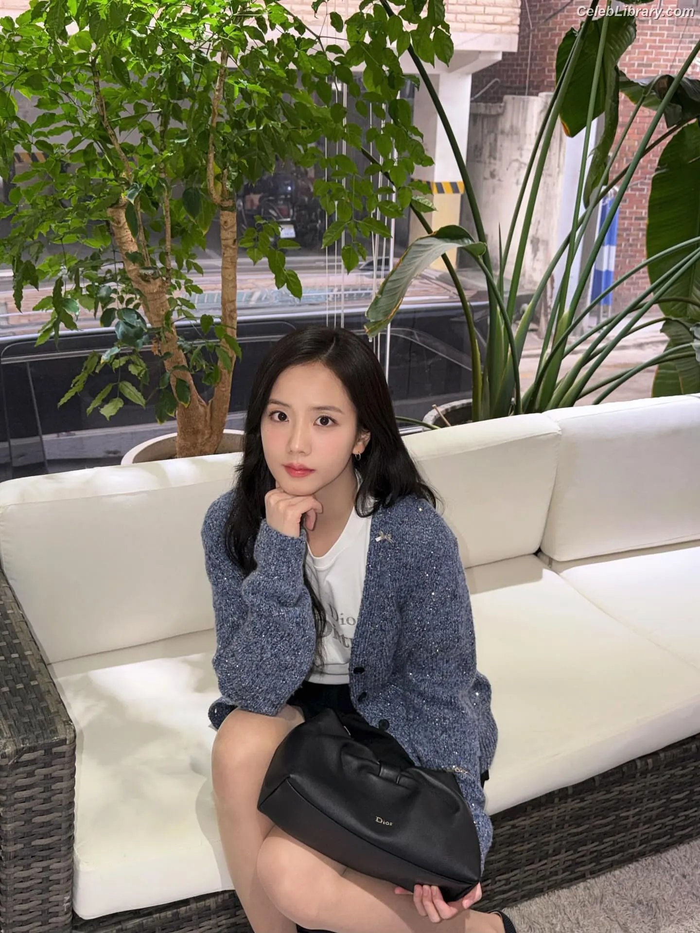 Jisoo  - BLΛƆKPIИK ( BLACKPINK ) photo 3 of 2451
