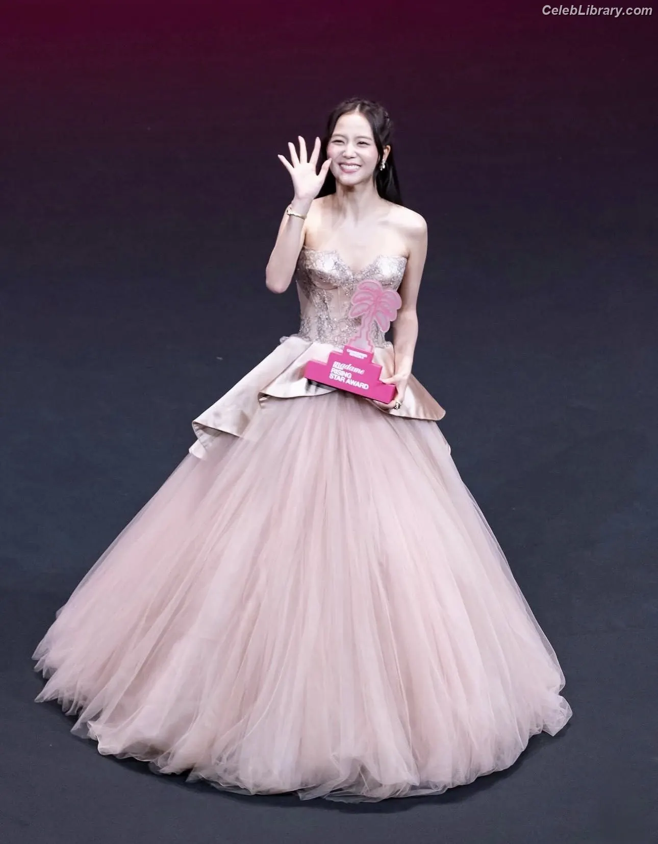 Jisoo  - BLΛƆKPIИK ( BLACKPINK ) photo 12 of 2451