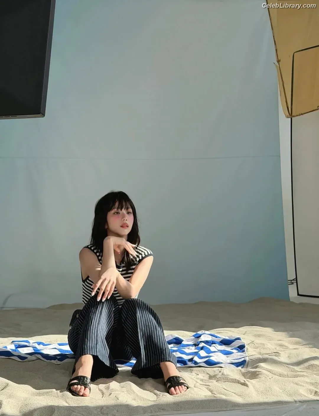 Jisoo  - BLΛƆKPIИK ( BLACKPINK ) photo 6 of 2451