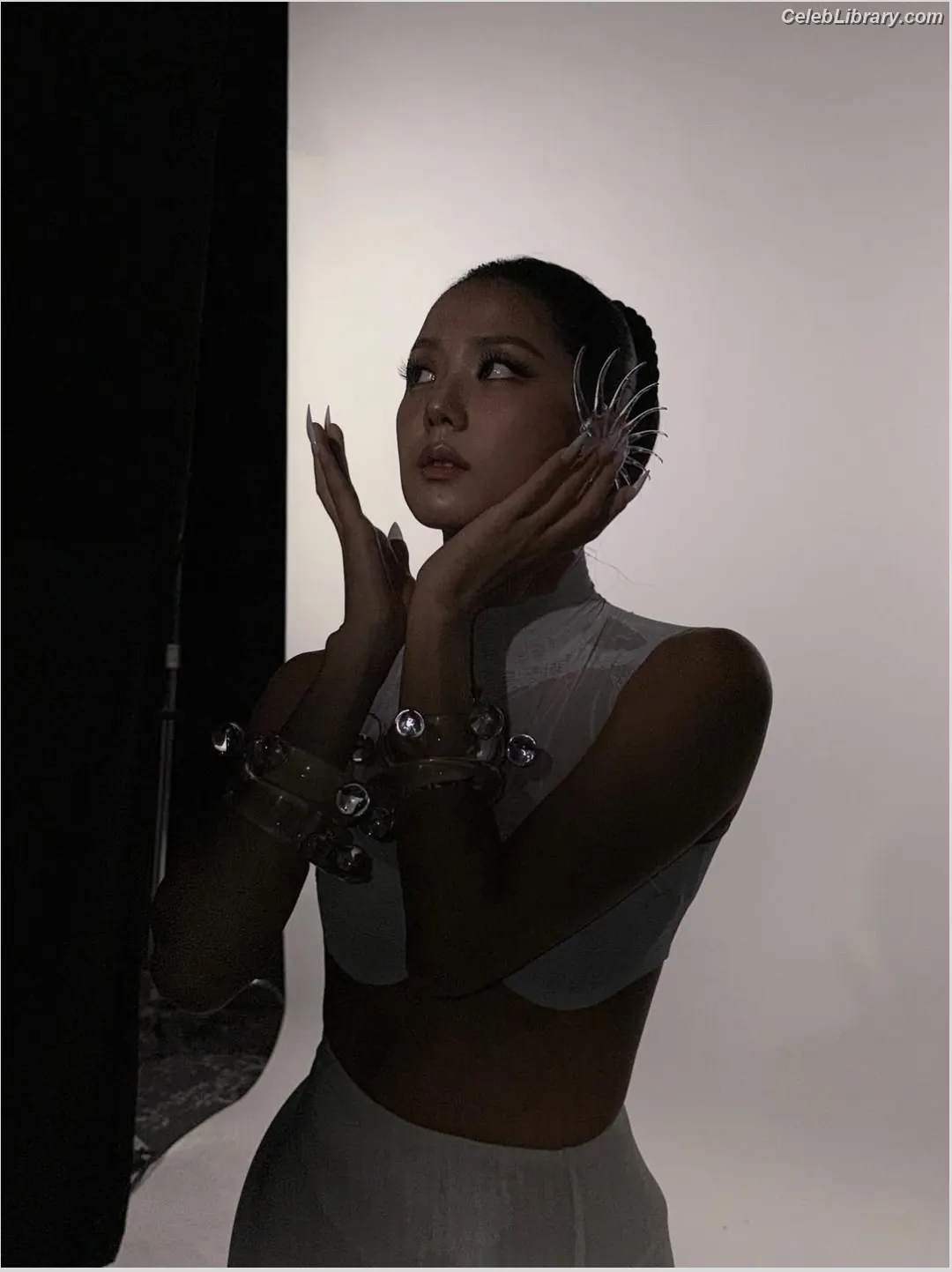 Jisoo  - BLΛƆKPIИK ( BLACKPINK ) photo 1 of 2451