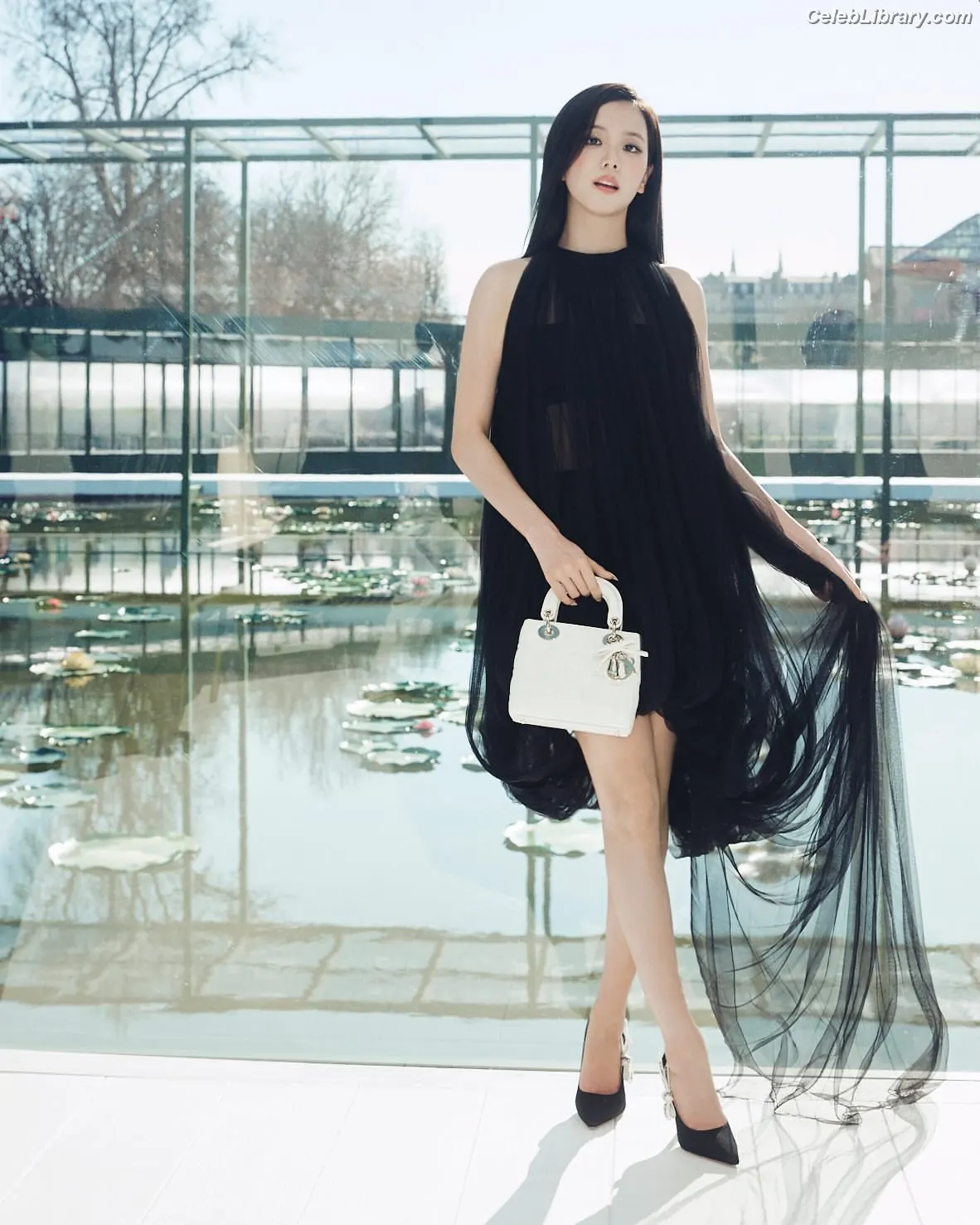 Jisoo - BLΛƆKPIИK ( BLACKPINK ) photo 11 of 2451