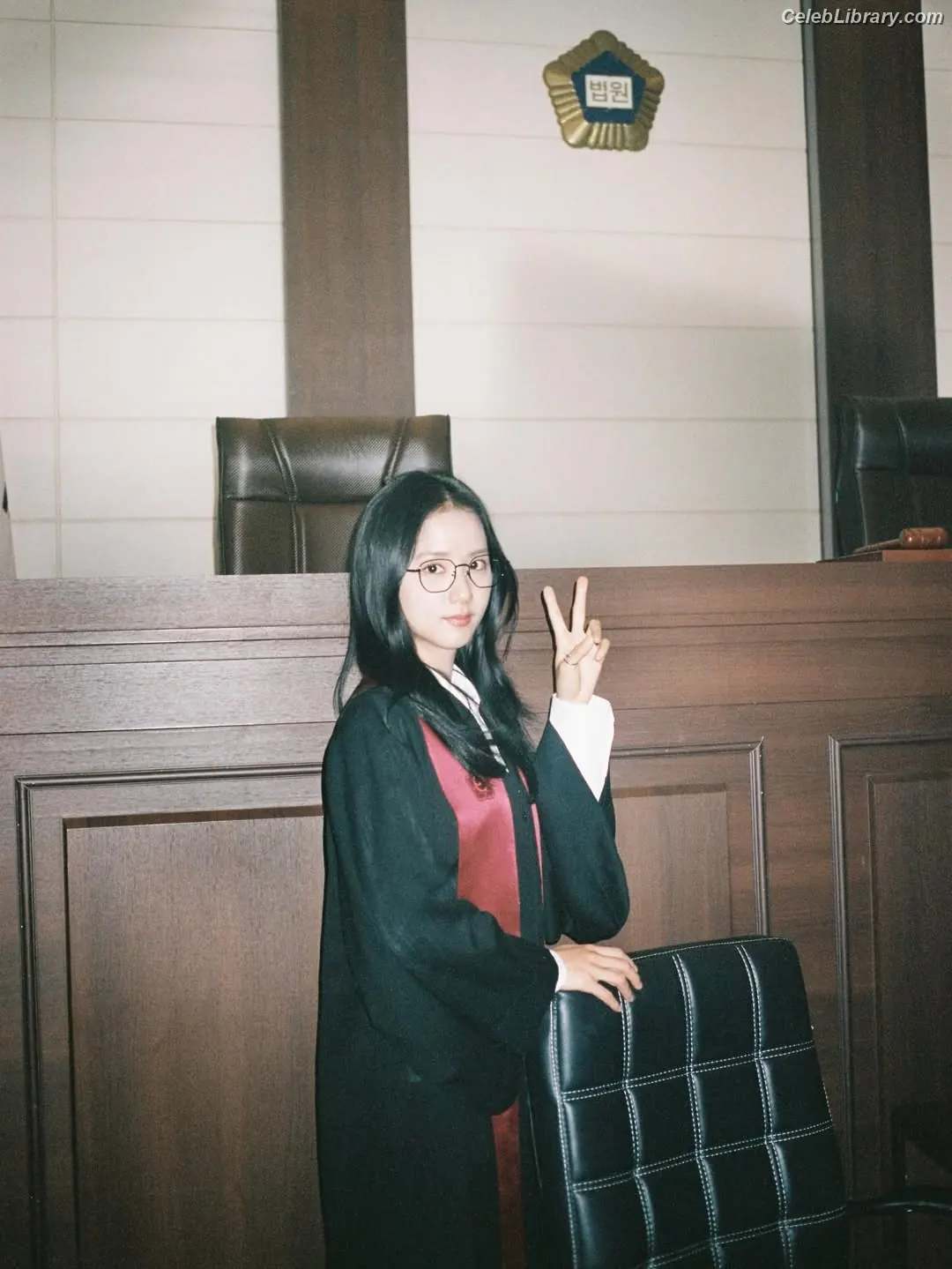 Jisoo - BLΛƆKPIИK ( BLACKPINK ) photo 12 of 2451