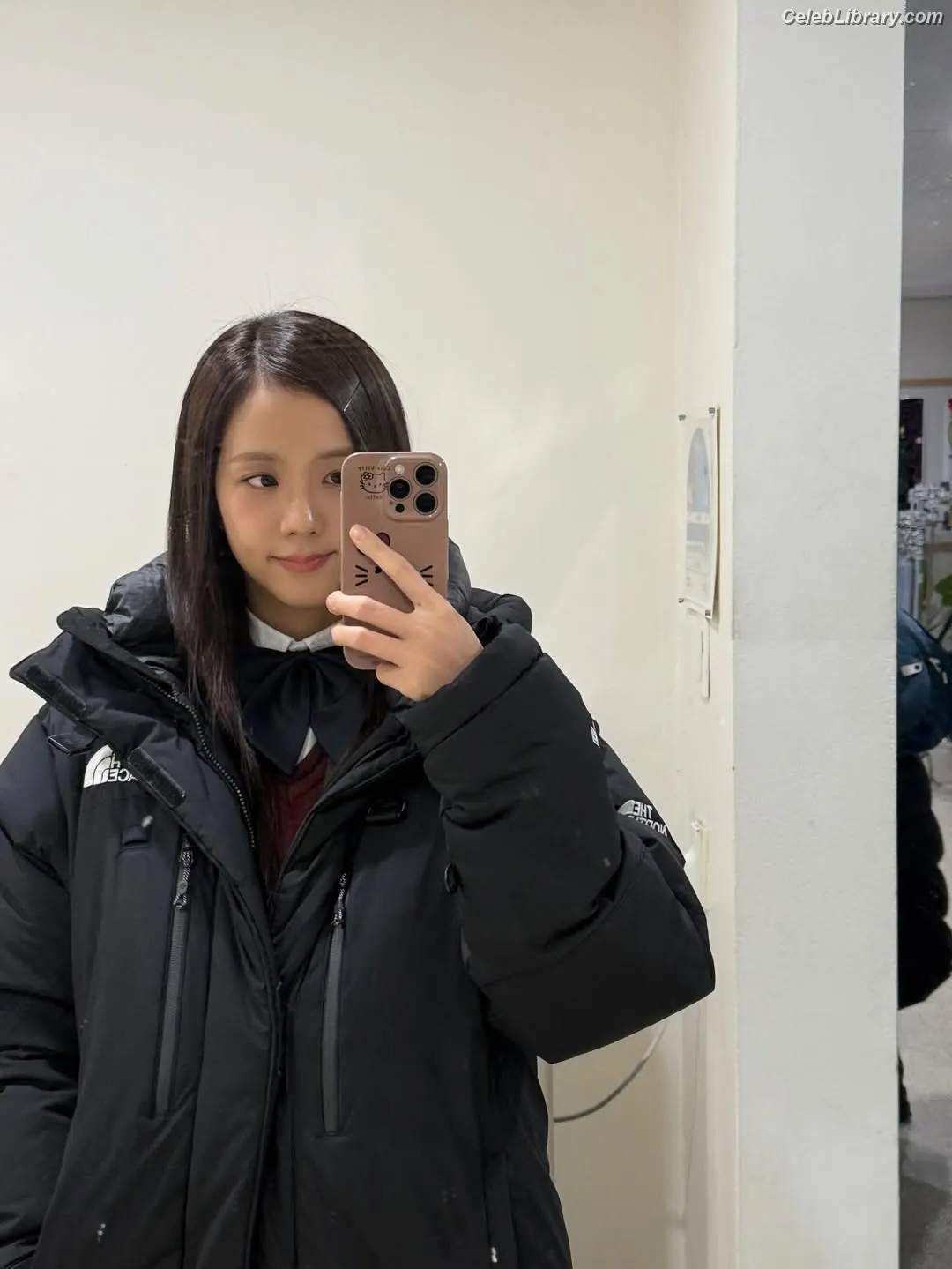 Jisoo - BLΛƆKPIИK ( BLACKPINK ) photo 20 of 2451