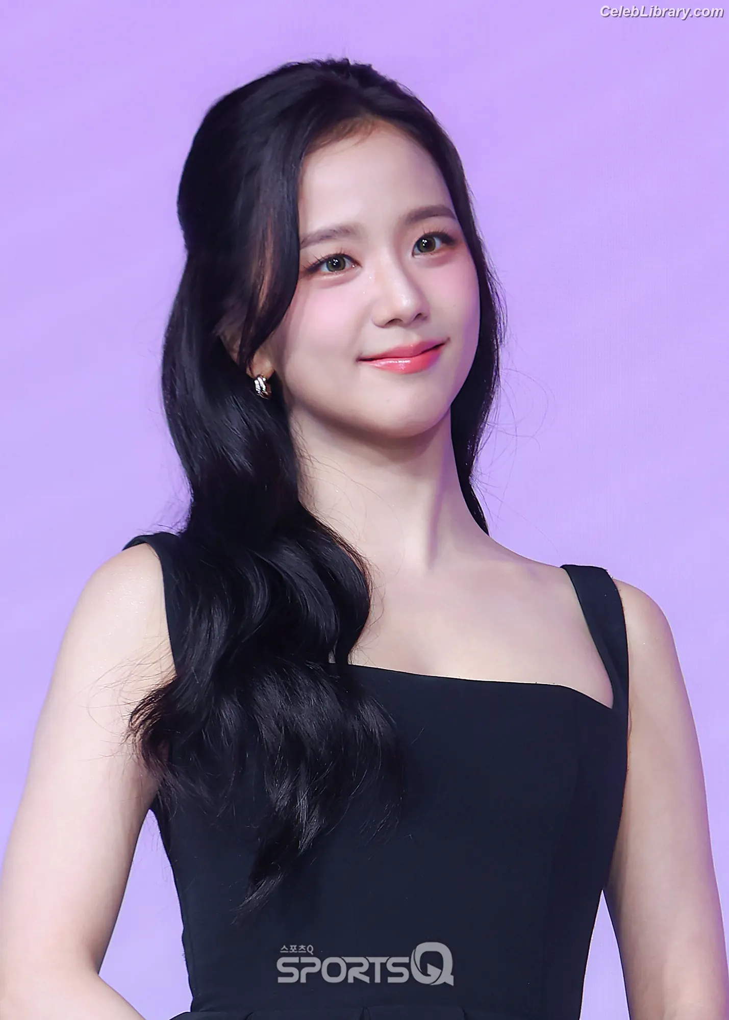 Jisoo - BLΛƆKPIИK ( BLACKPINK ) photo 7 of 2451