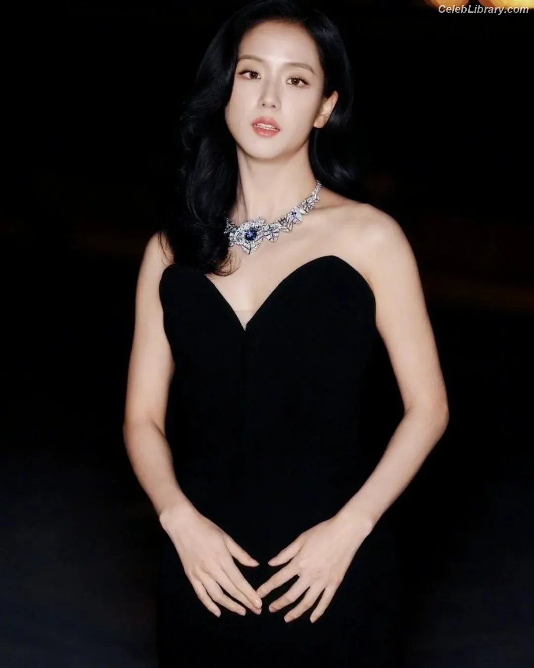 Jisoo  - BLΛƆKPIИK ( BLACKPINK ) photo 24 of 2451