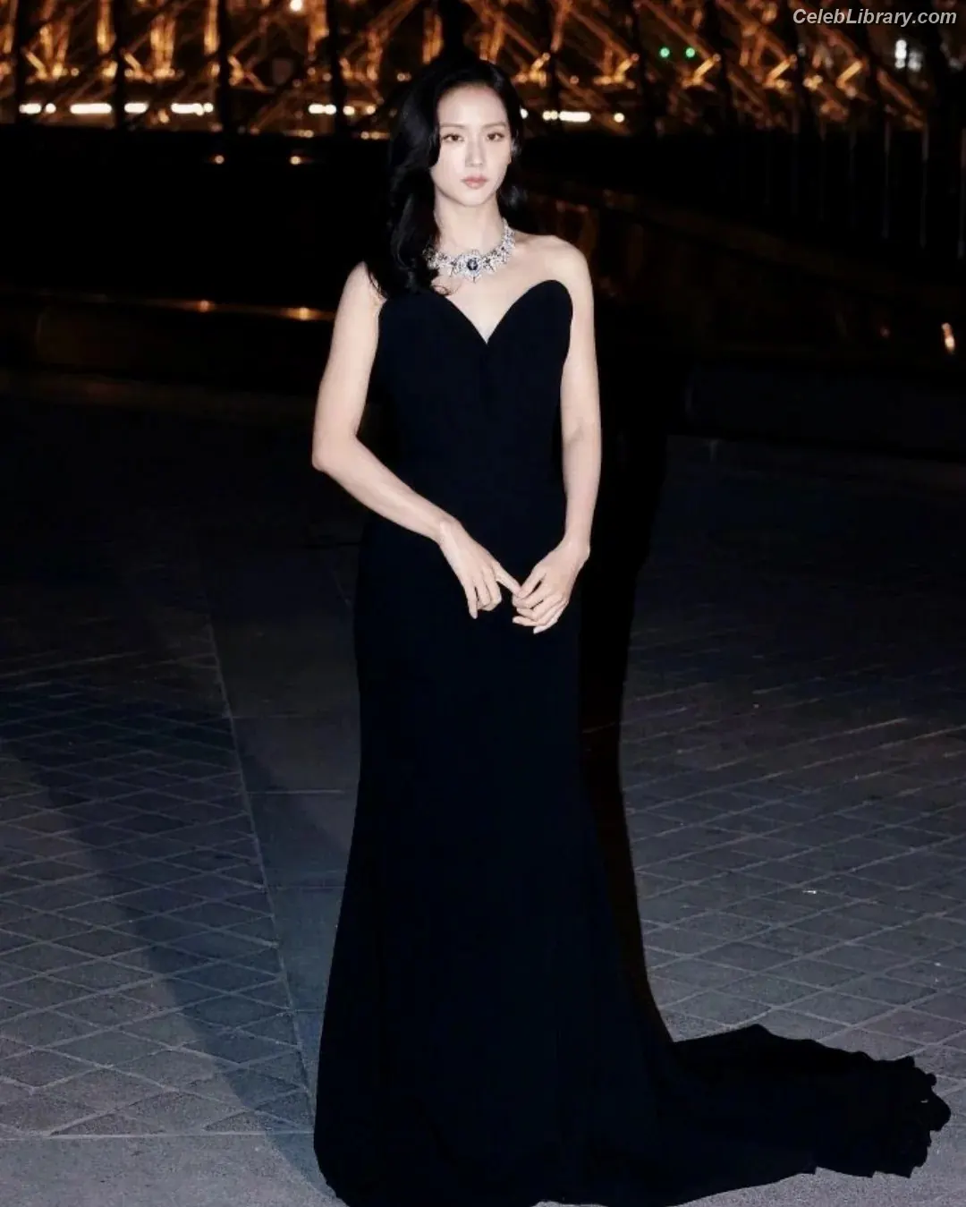Jisoo - BLΛƆKPIИK ( BLACKPINK ) photo 1 of 2451