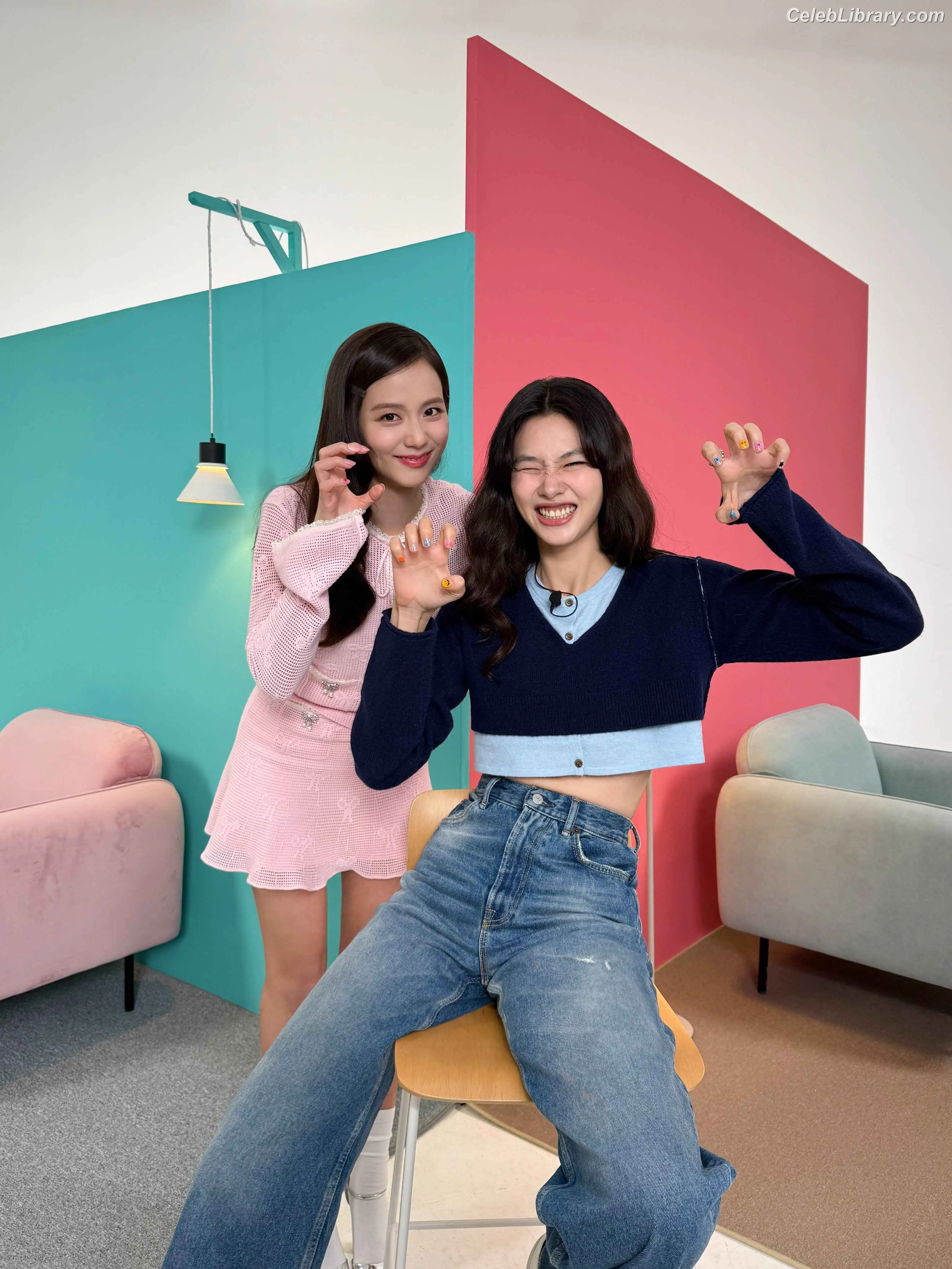Jisoo - BLΛƆKPIИK ( BLACKPINK ) photo 16 of 2451