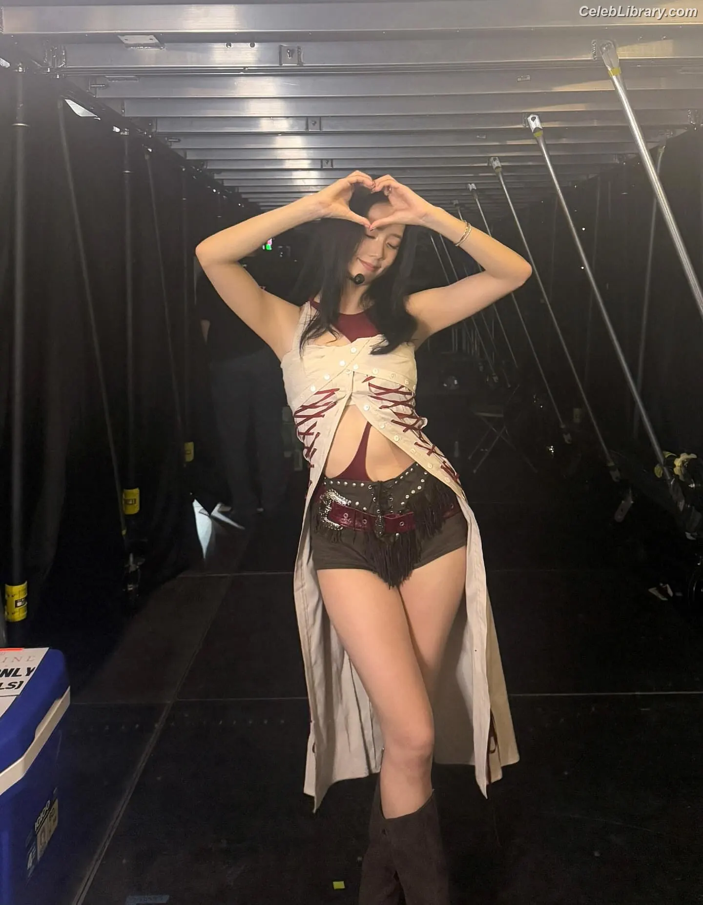 Jisoo  - BLΛƆKPIИK ( BLACKPINK ) photo 15 of 2451