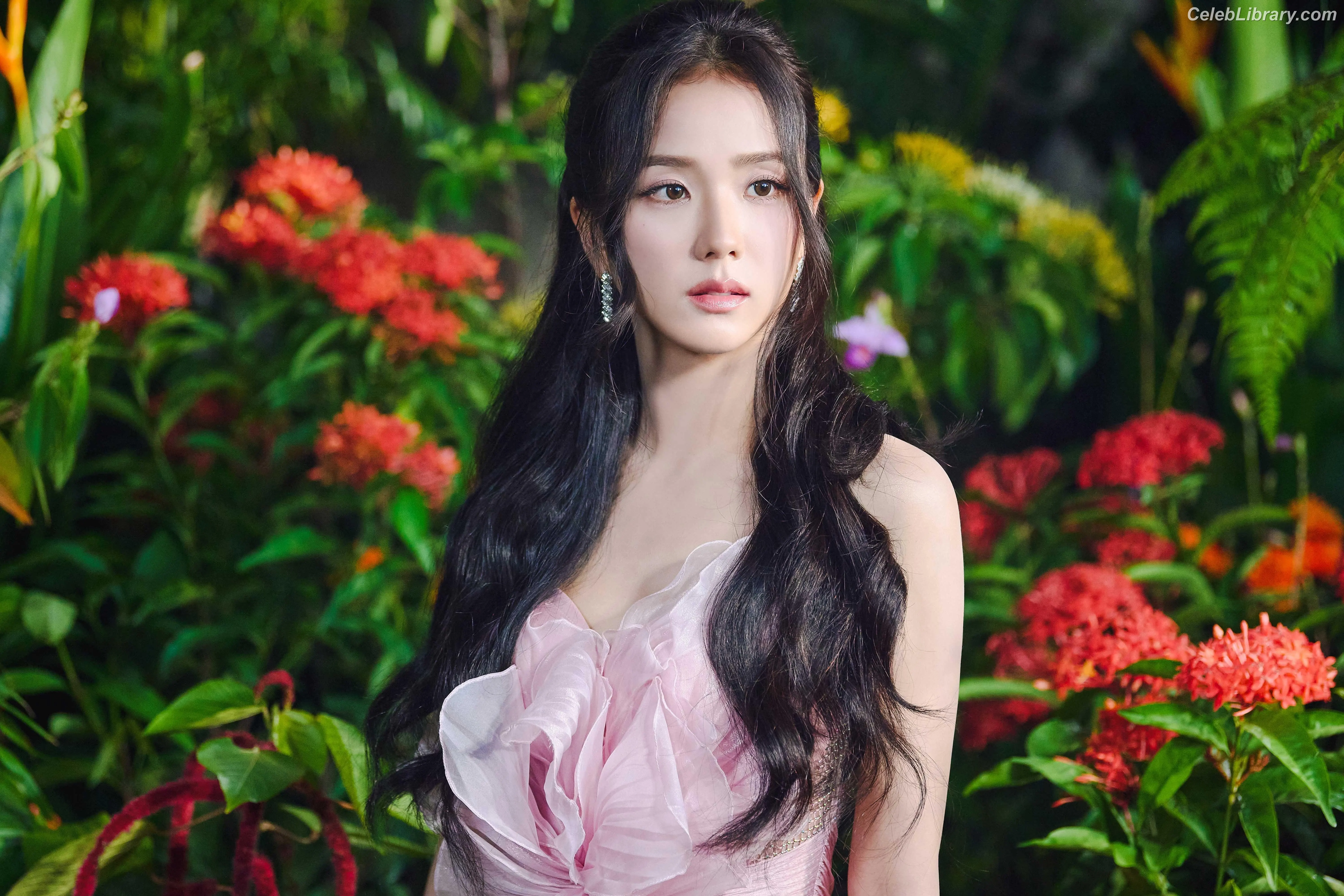 Jisoo - BLΛƆKPIИK ( BLACKPINK ) photo 1 of 2451