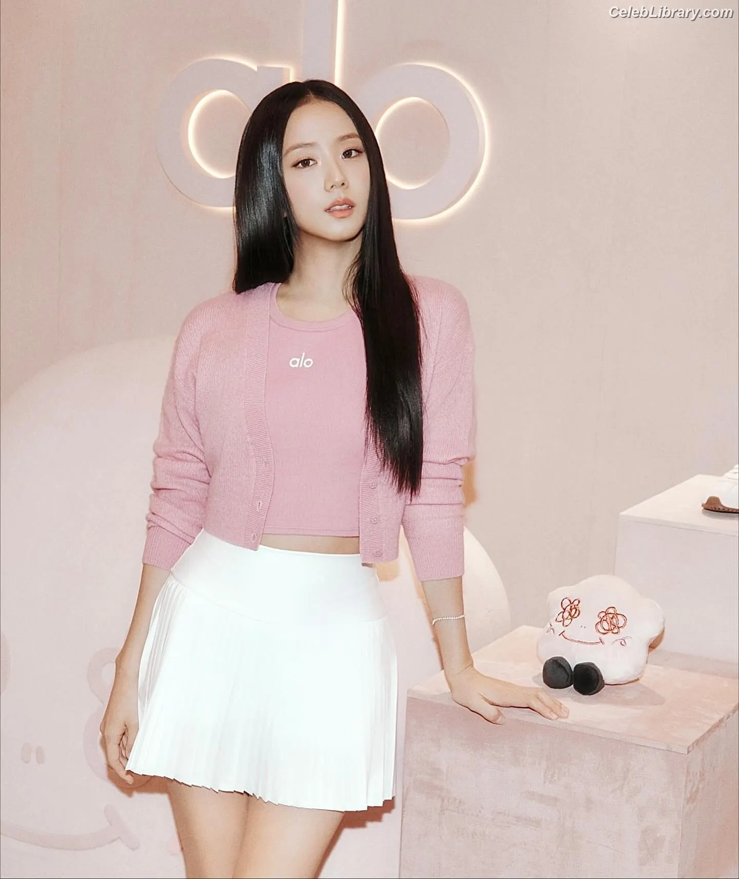 Jisoo  - BLΛƆKPIИK ( BLACKPINK ) photo 7 of 2451