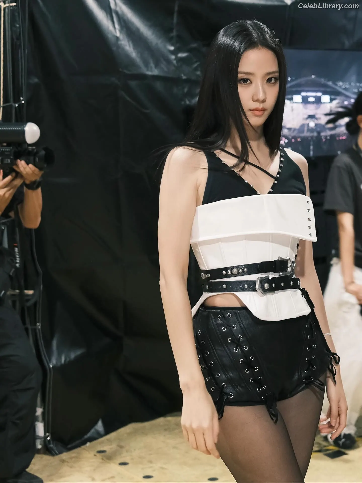 Jisoo  - BLΛƆKPIИK ( BLACKPINK ) photo 14 of 2451