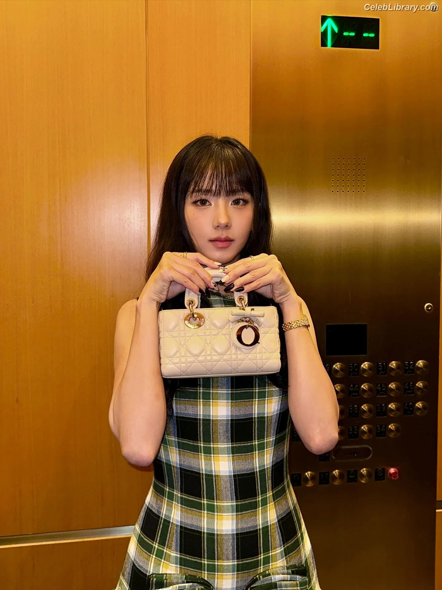 Jisoo  - BLΛƆKPIИK ( BLACKPINK ) photo 17 of 2451