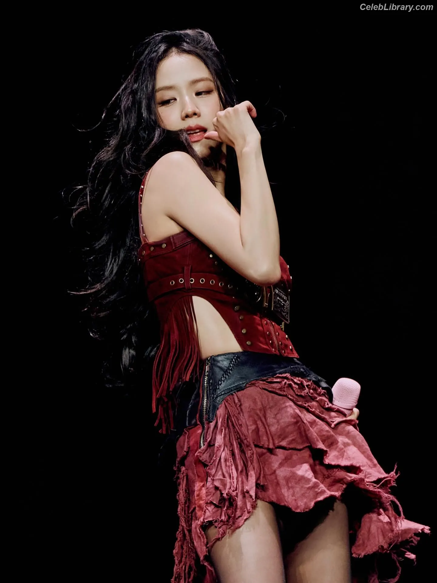 Jisoo  - BLΛƆKPIИK ( BLACKPINK ) photo 22 of 2451