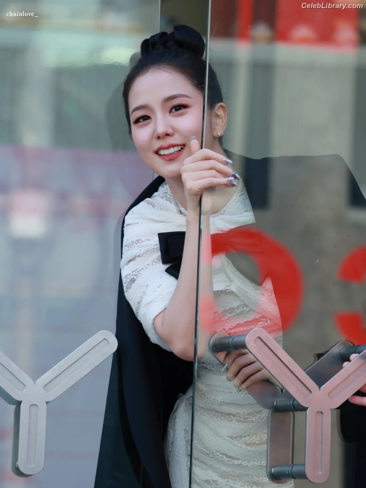 Jisoo  - BLΛƆKPIИK ( BLACKPINK ) photo 7 of 2451