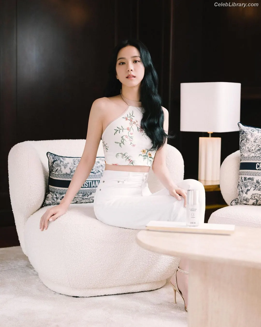 Jisoo  - BLΛƆKPIИK ( BLACKPINK ) photo 15 of 2451