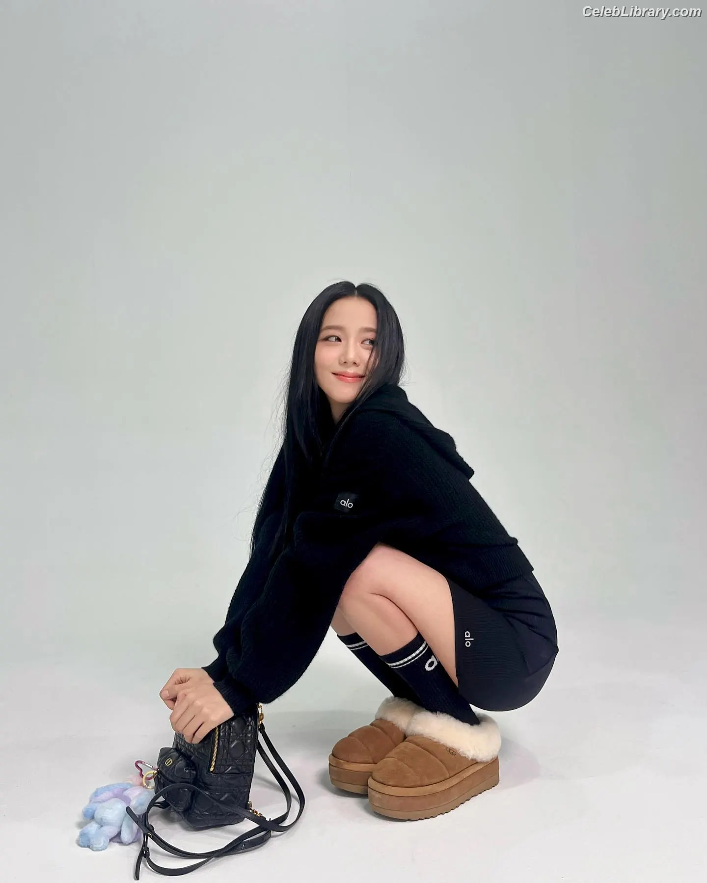 Jisoo  - BLΛƆKPIИK ( BLACKPINK ) photo 23 of 2451