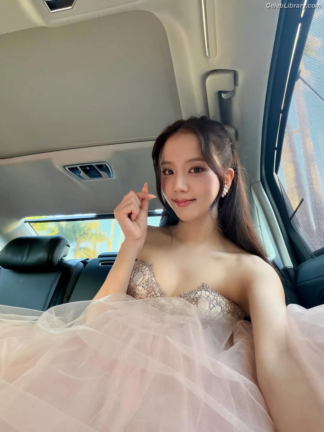 Jisoo  - BLΛƆKPIИK ( BLACKPINK ) photo 16 of 2451