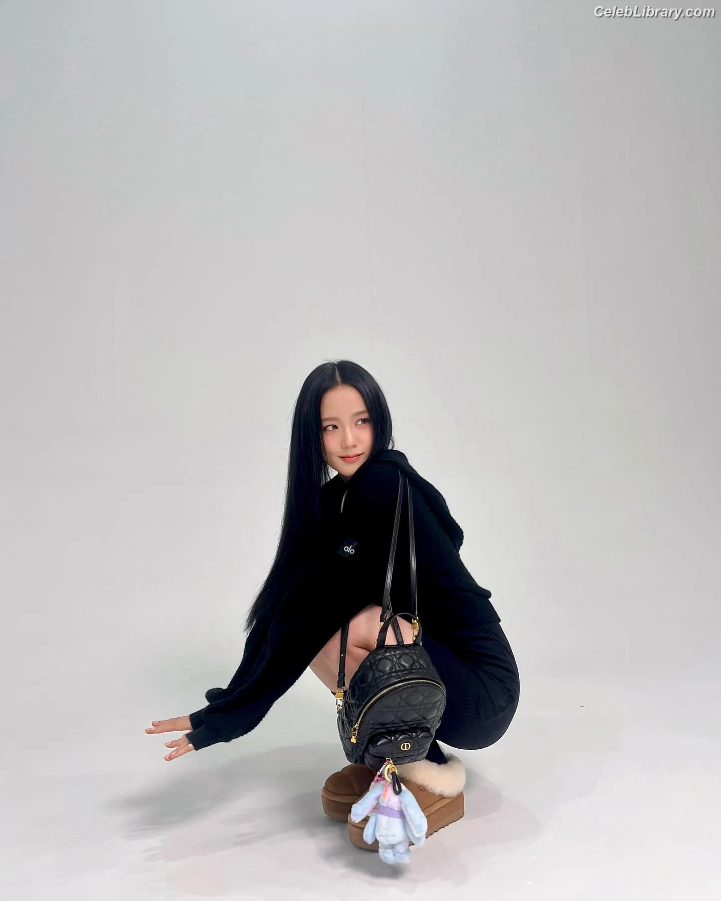 Jisoo - BLΛƆKPIИK ( BLACKPINK ) photo 16 of 2451