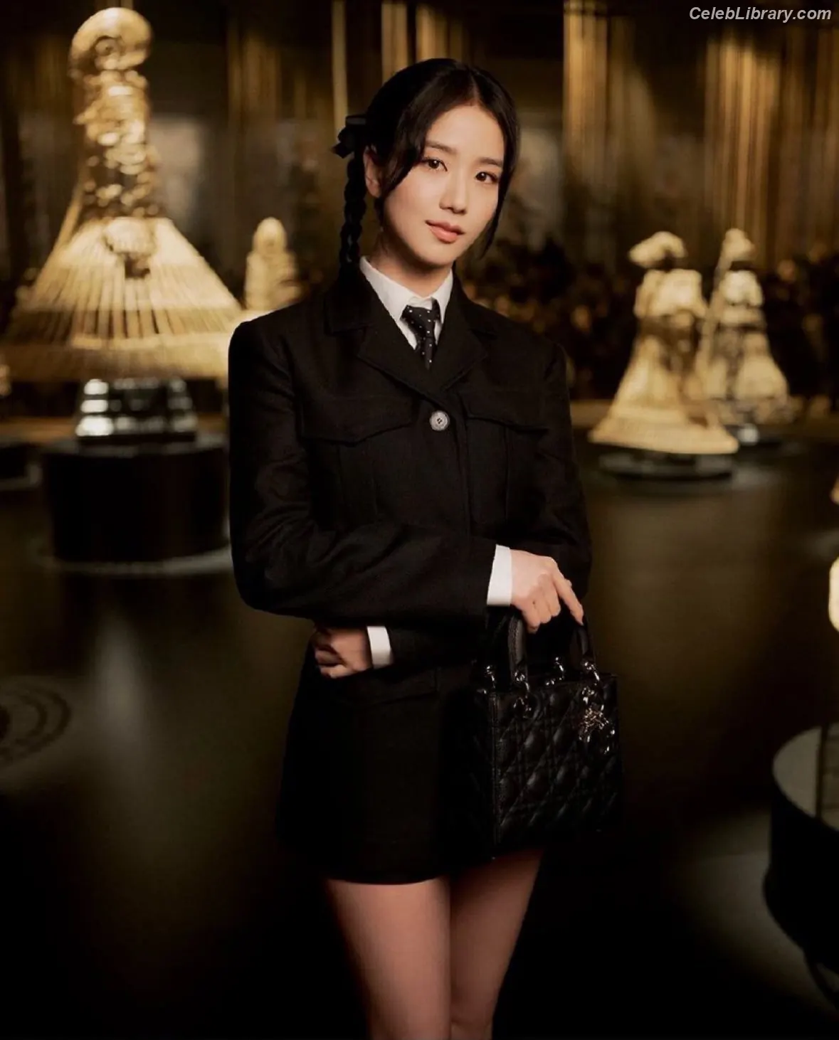 Jisoo  - BLΛƆKPIИK ( BLACKPINK ) photo 21 of 2451