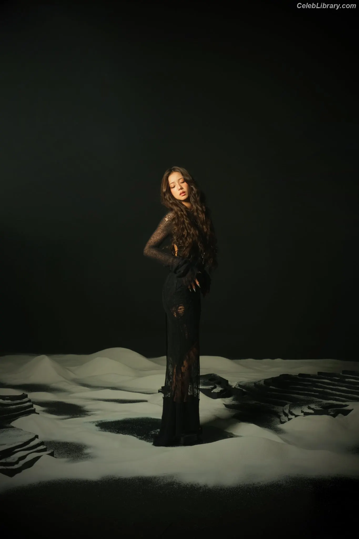 Jisoo  - BLΛƆKPIИK ( BLACKPINK ) photo 9 of 2451