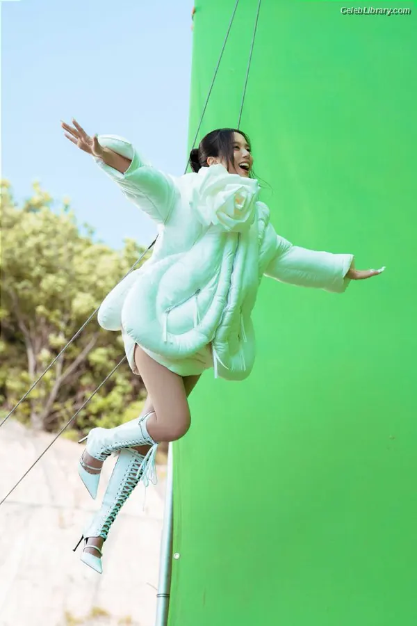 Jisoo  - BLΛƆKPIИK ( BLACKPINK ) photo 24 of 2451