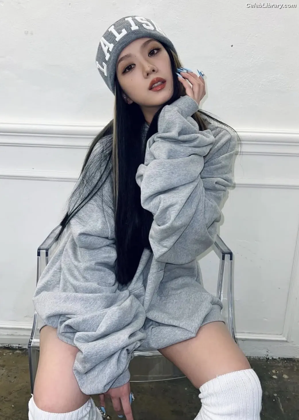 Jisoo - BLΛƆKPIИK ( BLACKPINK ) photo 11 of 2451