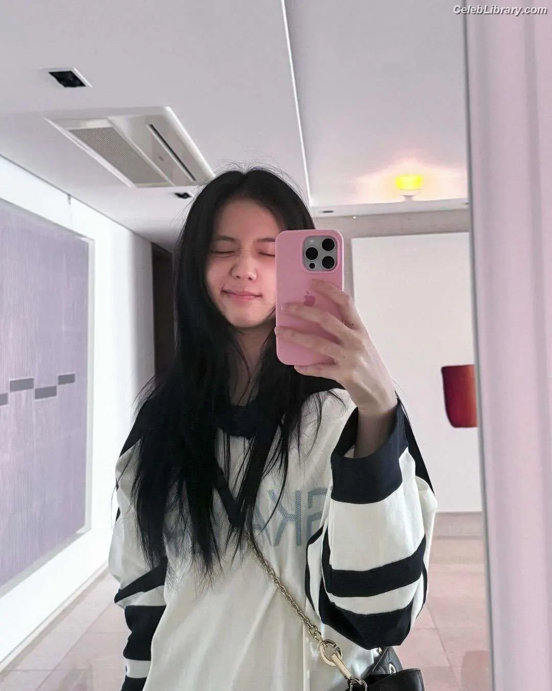 Jisoo  - BLΛƆKPIИK ( BLACKPINK ) photo 24 of 2451