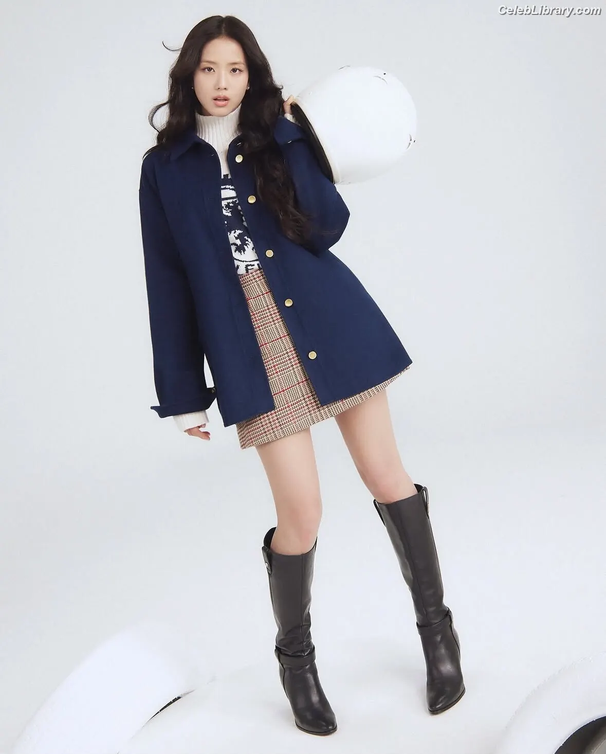 Jisoo  - BLΛƆKPIИK ( BLACKPINK ) photo 4 of 2451