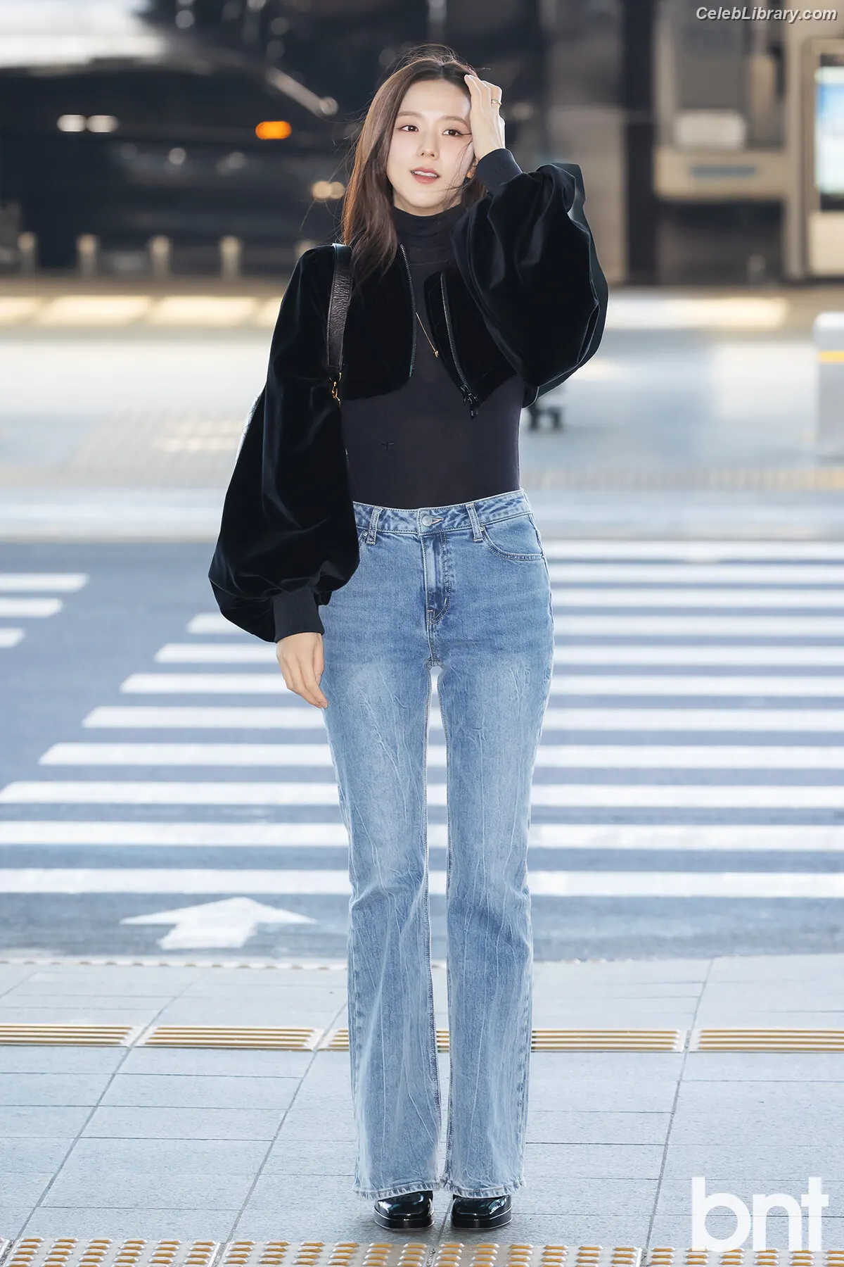 Jisoo - BLΛƆKPIИK ( BLACKPINK ) photo 5 of 2451