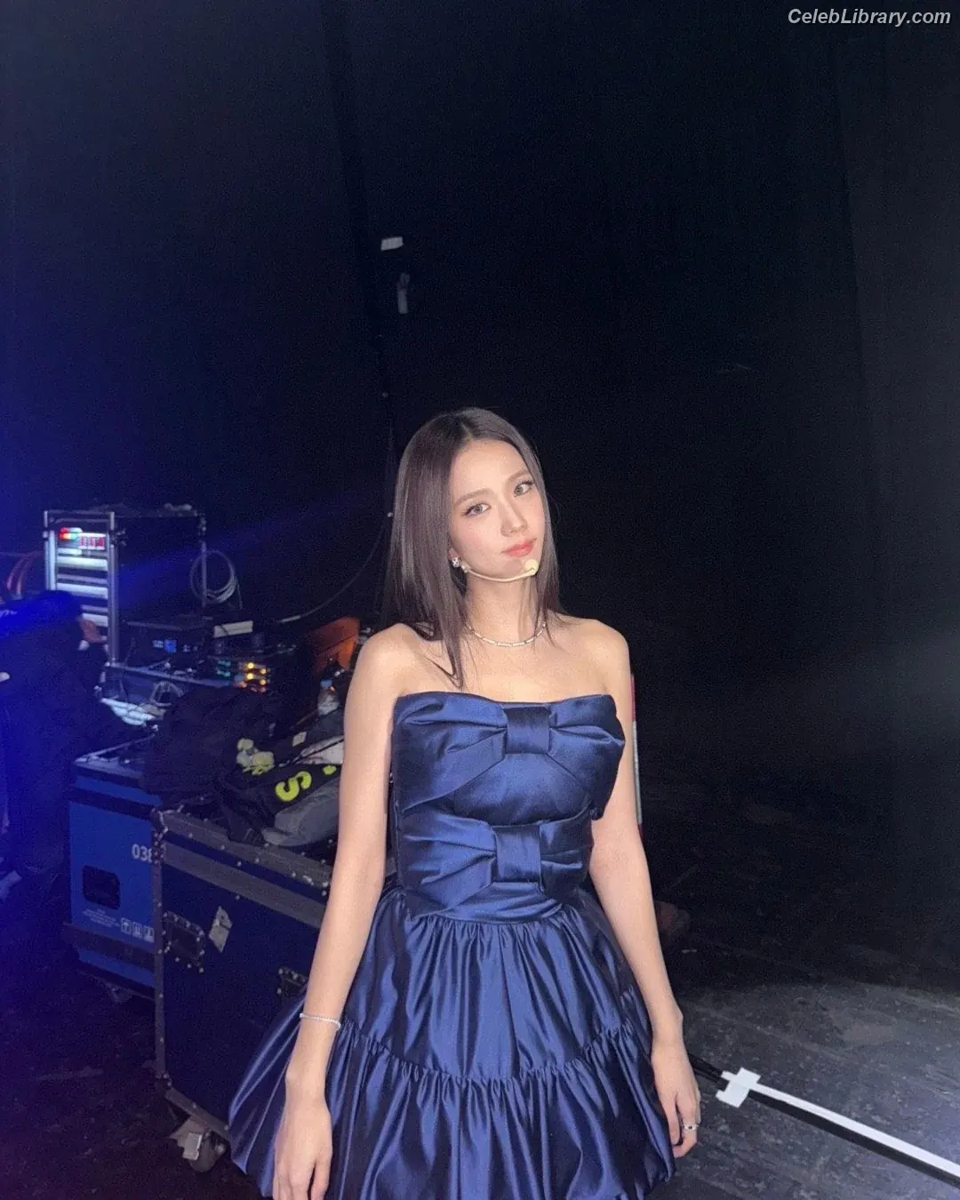Jisoo  - BLΛƆKPIИK ( BLACKPINK ) photo 1 of 2451