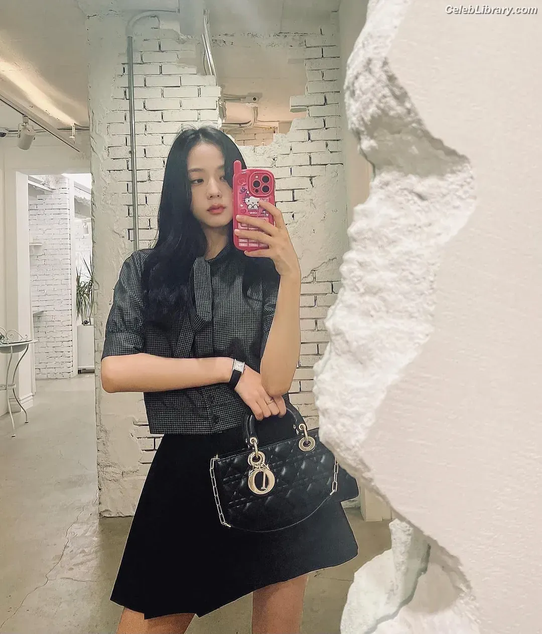 Jisoo - BLΛƆKPIИK ( BLACKPINK ) photo 17 of 2451