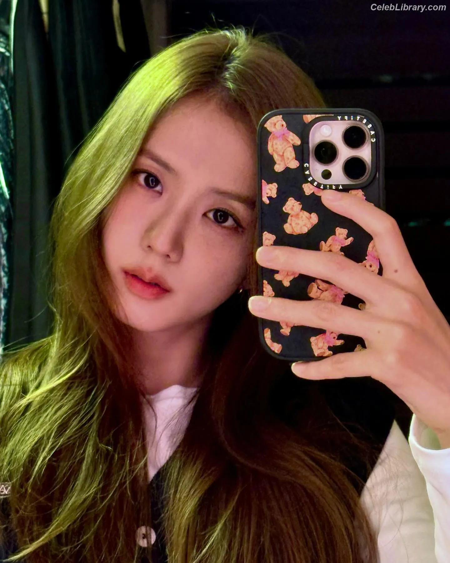 Jisoo  - BLΛƆKPIИK ( BLACKPINK ) photo 8 of 2451