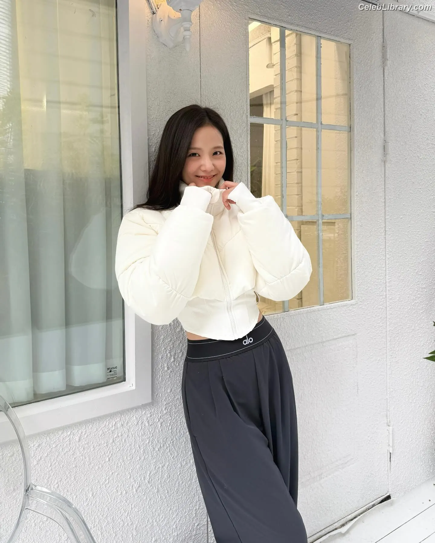 Jisoo  - BLΛƆKPIИK ( BLACKPINK ) photo 24 of 2451