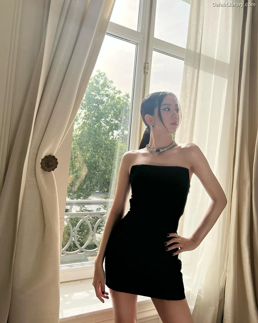 Jisoo - BLΛƆKPIИK ( BLACKPINK ) photo 5 of 2451