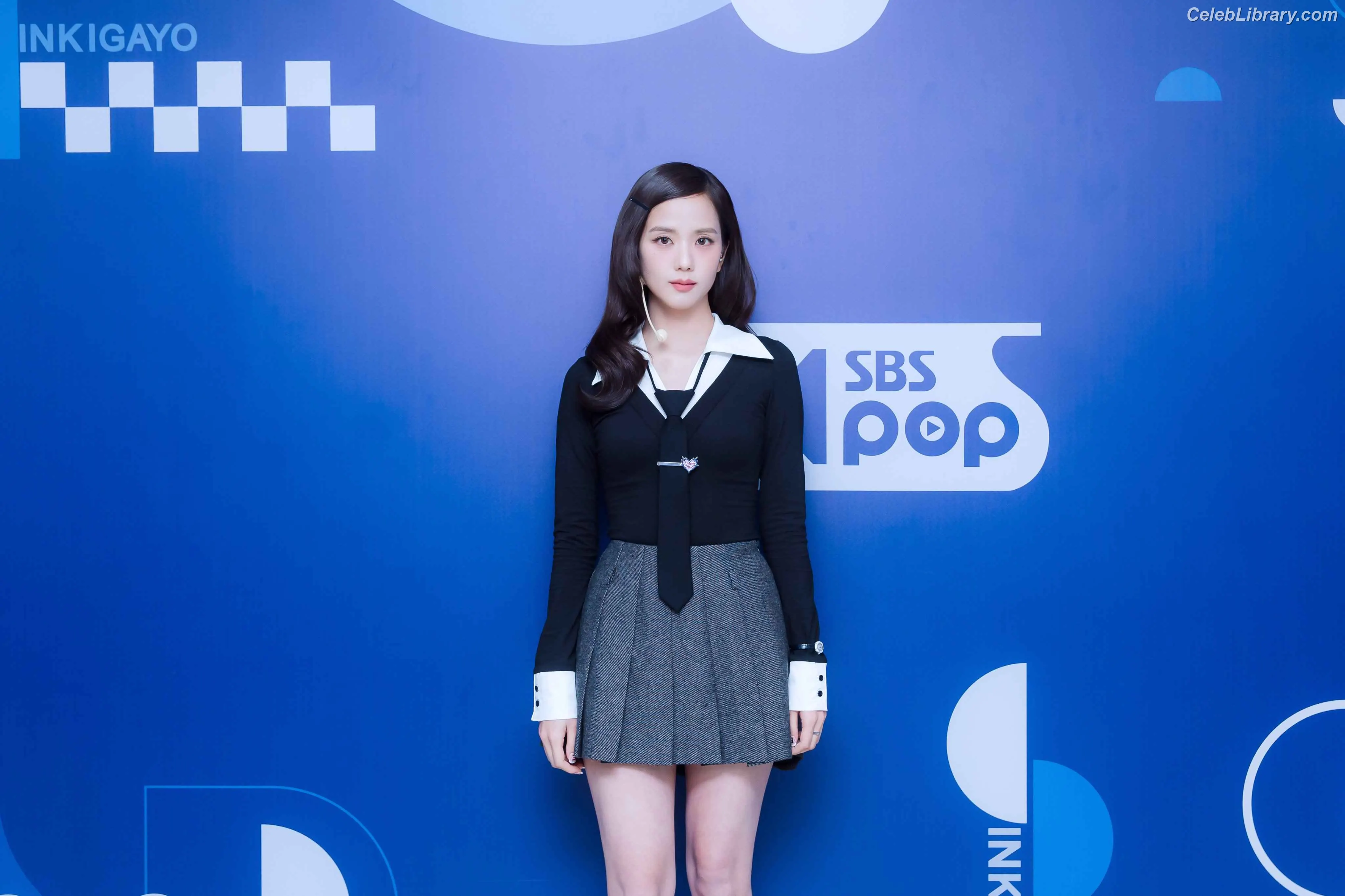 Jisoo - BLΛƆKPIИK ( BLACKPINK ) photo 21 of 2451