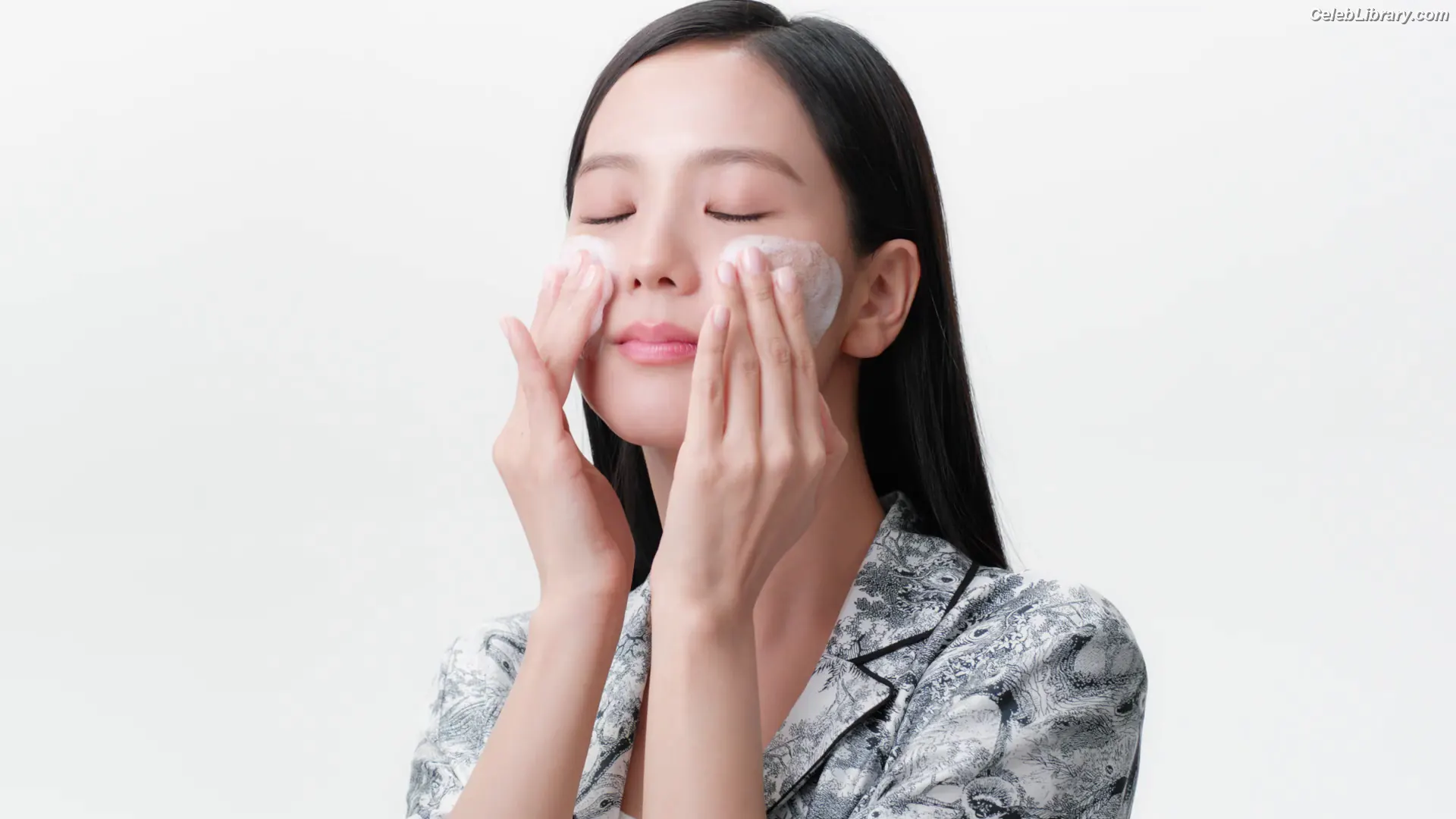 Jisoo - BLΛƆKPIИK ( BLACKPINK ) photo 13 of 2451