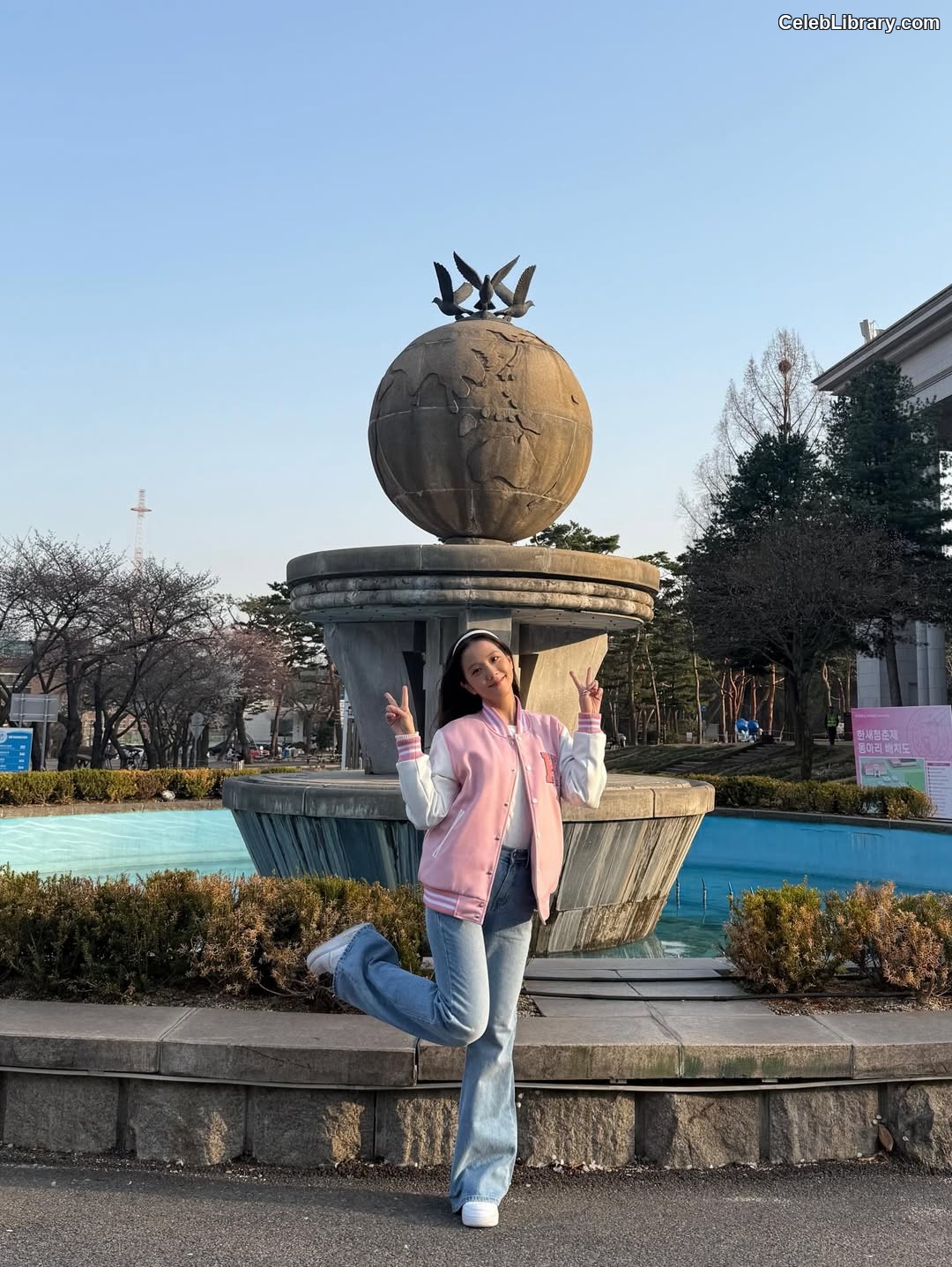 Jisoo  - BLΛƆKPIИK ( BLACKPINK ) photo 6 of 2451