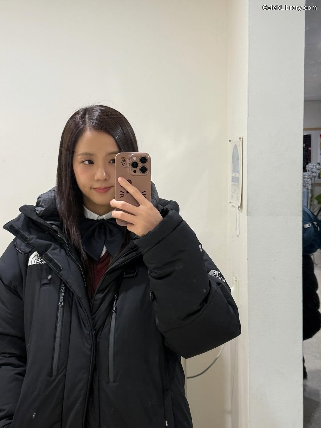 Jisoo  - BLΛƆKPIИK ( BLACKPINK ) photo 20 of 2451