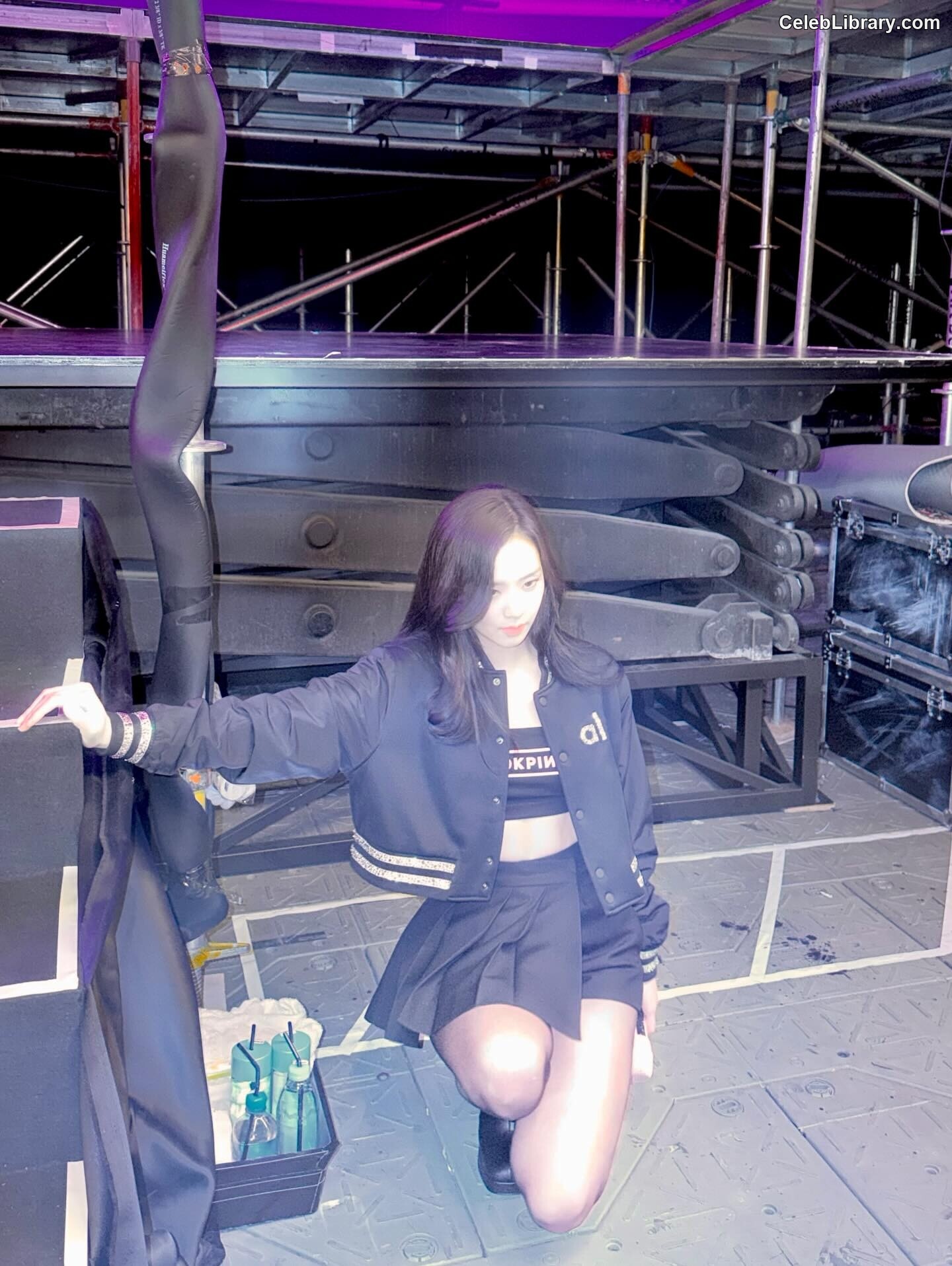 Jisoo  - BLΛƆKPIИK ( BLACKPINK ) photo 9 of 2451